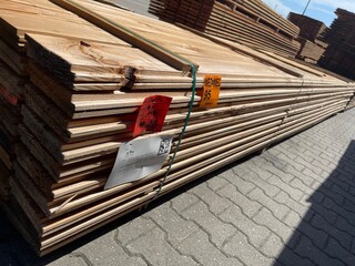 Ca. 128x Douglas Zweeds Rabat, 26x190mm, lengte 500cm
